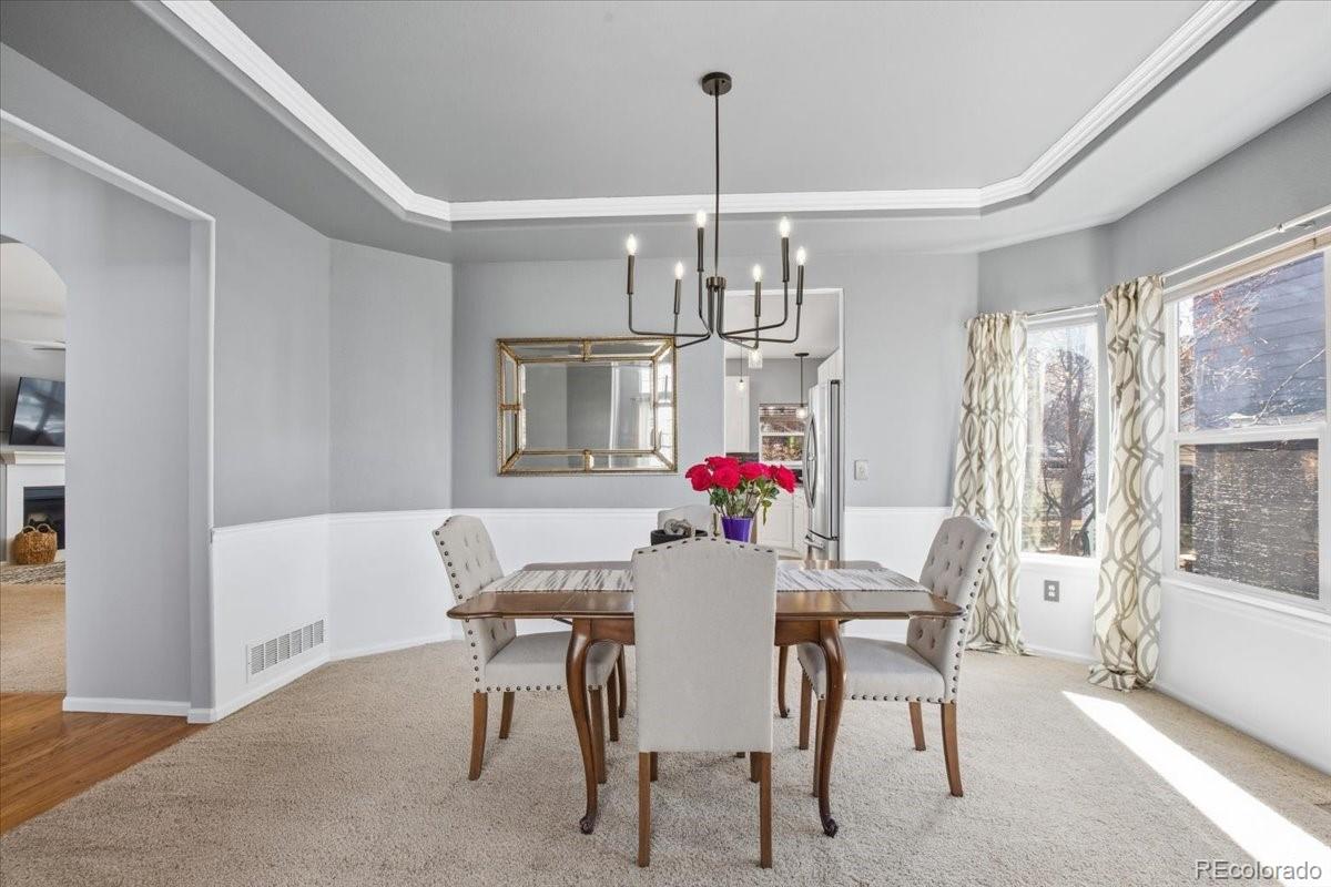 10330 Lions Path Lone Tree, CO 80124 - Photo 6 of 38