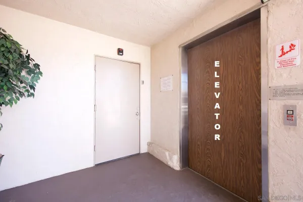 $2,495 | 6877 Caminito Mundo, Unit 30, San Diego, CA 92119