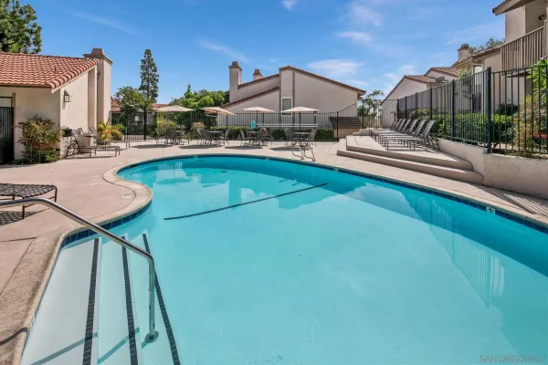 $2,495 | 6877 Caminito Mundo, Unit 30, San Diego, CA 92119