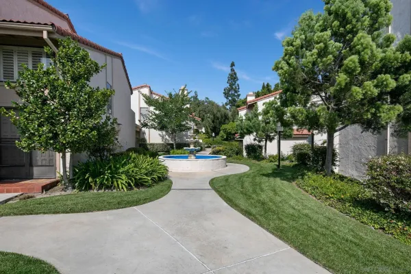 $2,495 | 6877 Caminito Mundo, Unit 30, San Diego, CA 92119