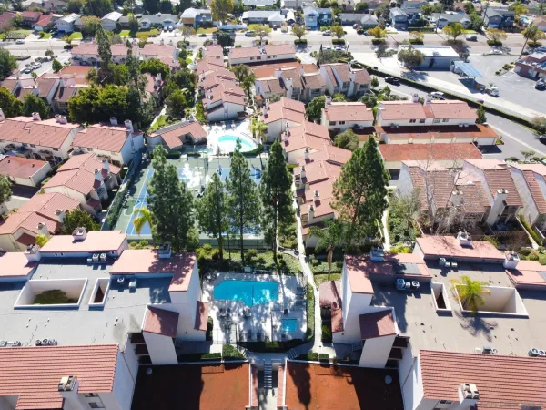 $2,495 | 6877 Caminito Mundo, Unit 30, San Diego, CA 92119