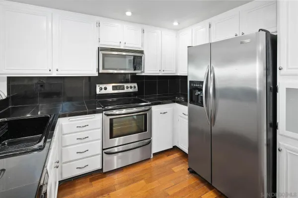 $2,495 | 6877 Caminito Mundo, Unit 30, San Diego, CA 92119