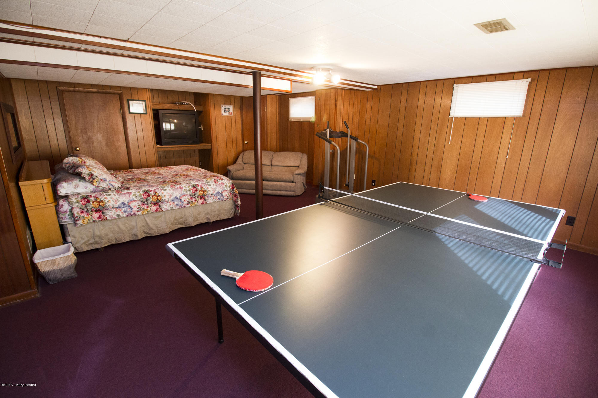 5403 Rolling Ridge Road Louisville, KY 40214 - Photo 15 of 21 11_02_15_5403_RollingRidgeRd_24