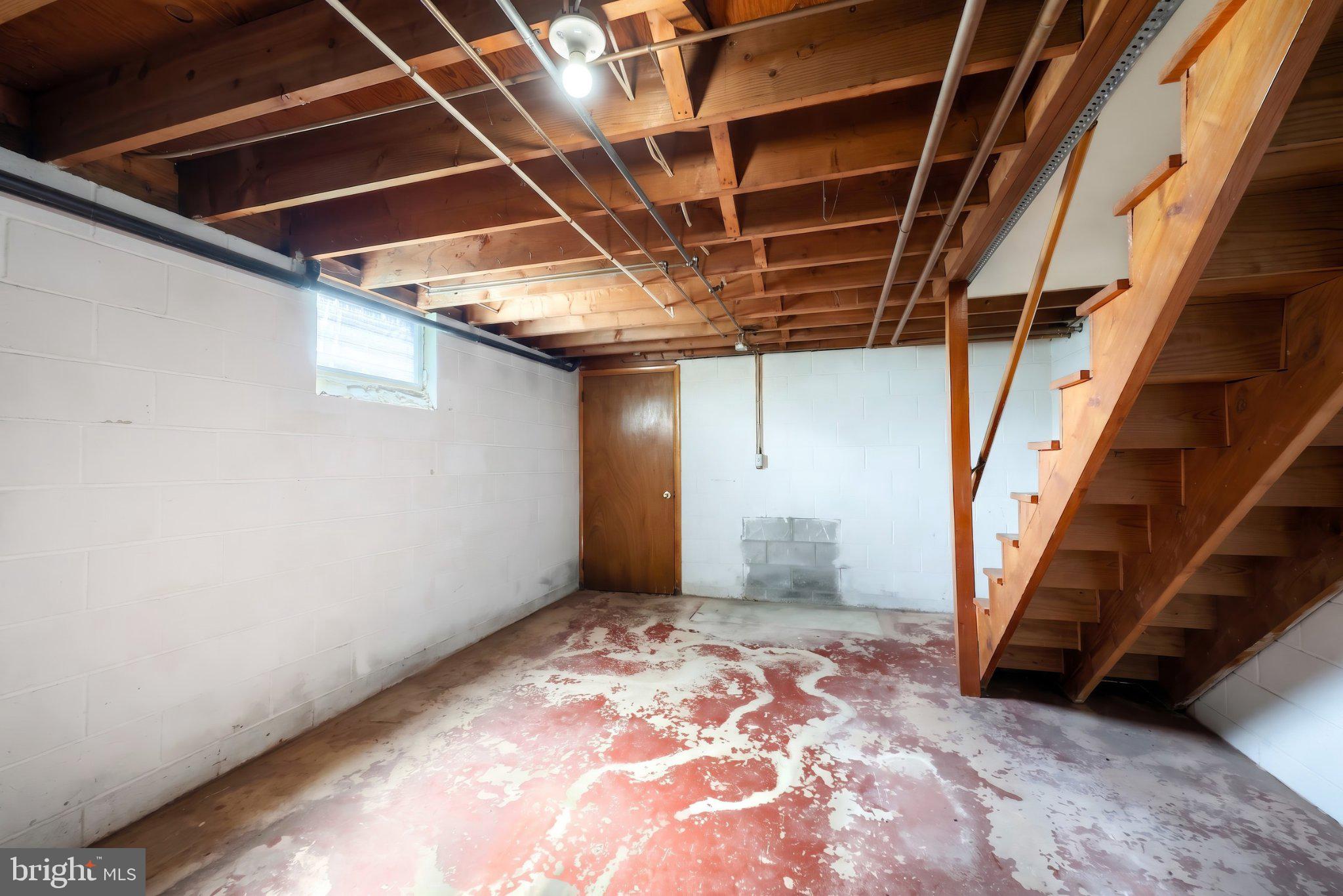 860 Witmer Road York, PA 17406 - Photo 28 of 40 Spacious basement with potential charm.