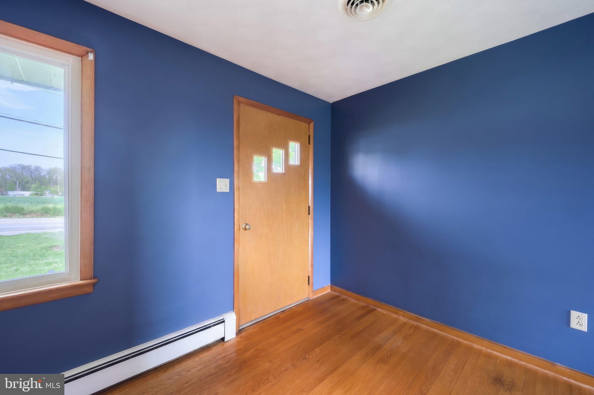 860 Witmer Road York, PA 17406 - Photo 10 of 40 Vibrant blue walls invite creativity.