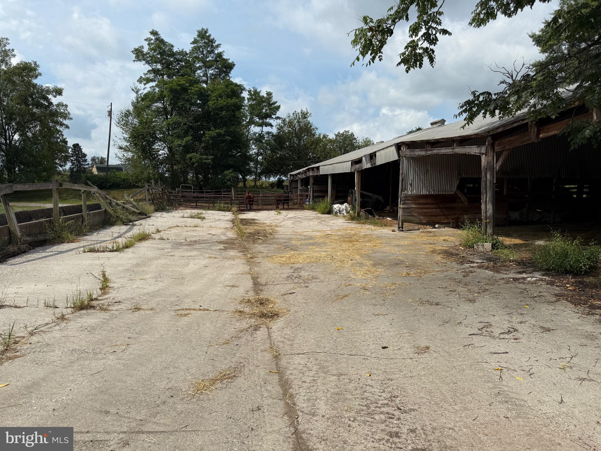 1309 Trevanion Road Union Bridge, MD 21791 - Photo 53 of 70 a backyard of a house
