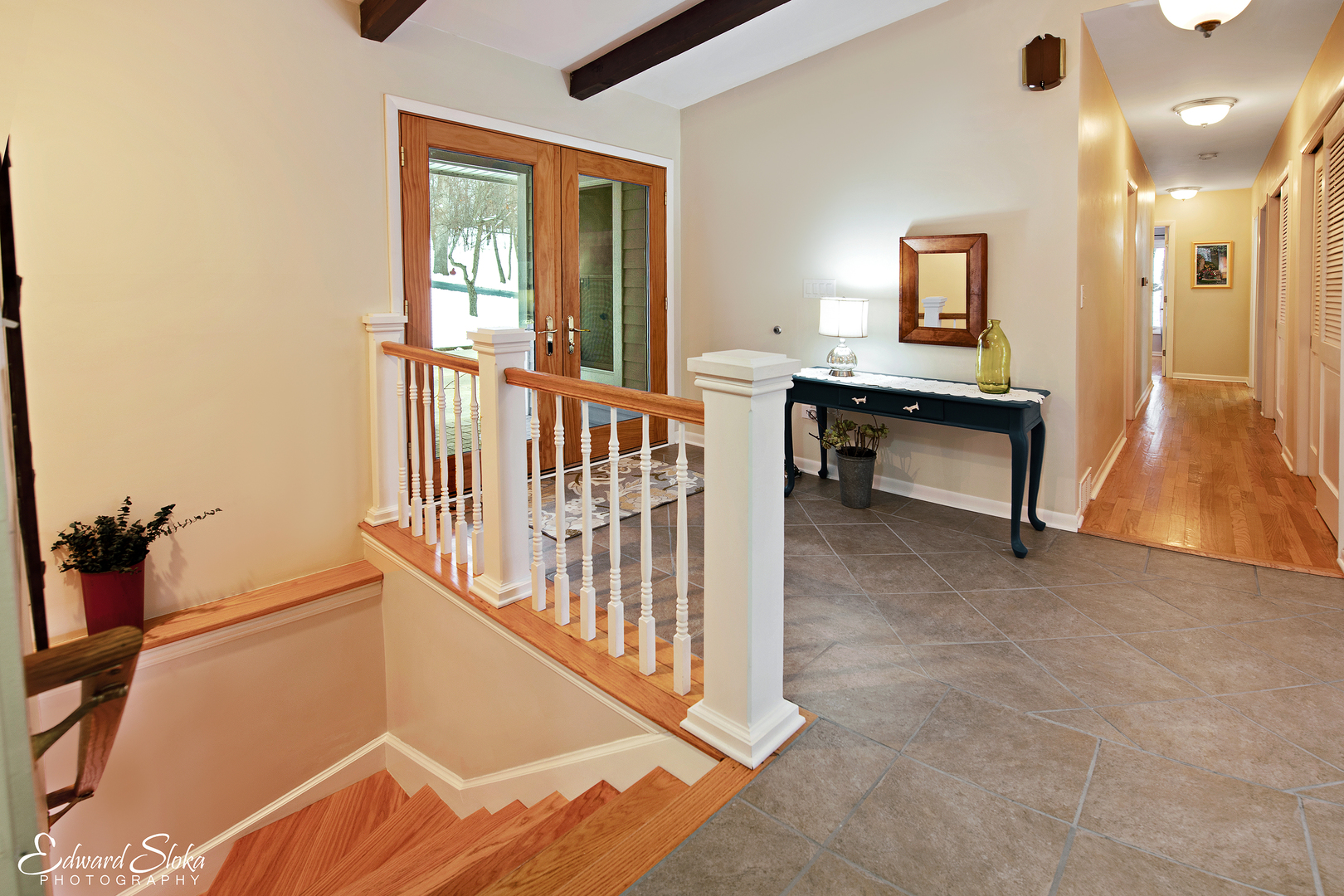 178 Stonegate Road Trout Valley, IL 60013 - Photo 3 of 24 a view of a hallway with workspace