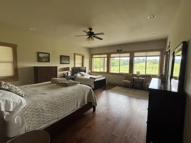 $1,375,000 | 5542 Southeast Tater Peeler Road, Lebanon, TN 37090