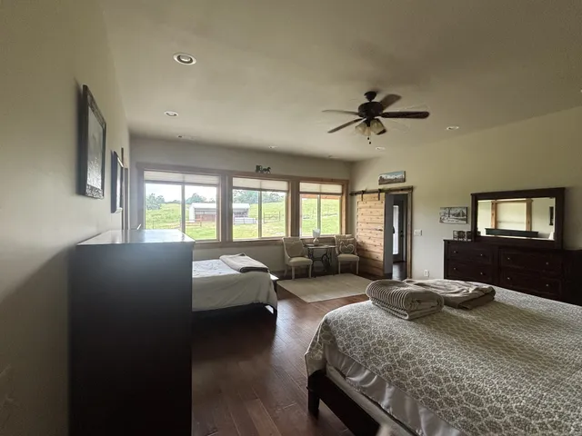 $1,375,000 | 5542 Southeast Tater Peeler Road, Lebanon, TN 37090