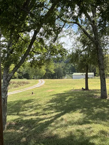 $1,375,000 | 5542 Southeast Tater Peeler Road, Lebanon, TN 37090