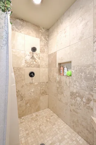 $1,375,000 | 5542 Southeast Tater Peeler Road, Lebanon, TN 37090