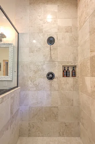 $1,375,000 | 5542 Southeast Tater Peeler Road, Lebanon, TN 37090