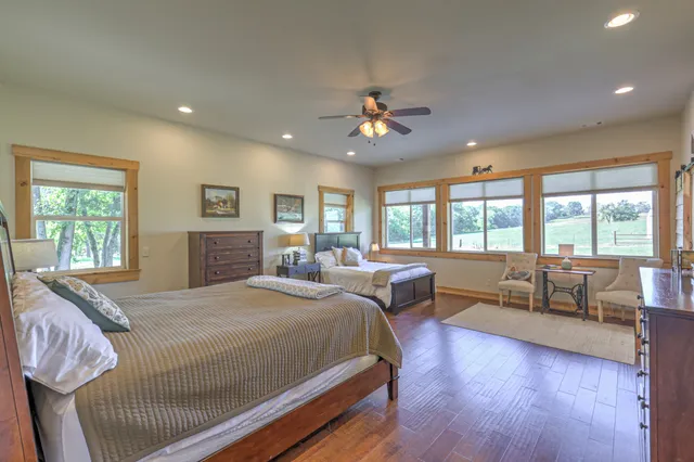 $1,375,000 | 5542 Southeast Tater Peeler Road, Lebanon, TN 37090