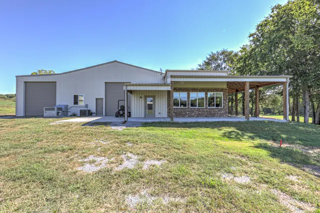 $1,375,000 | 5542 Southeast Tater Peeler Road, Lebanon, TN 37090