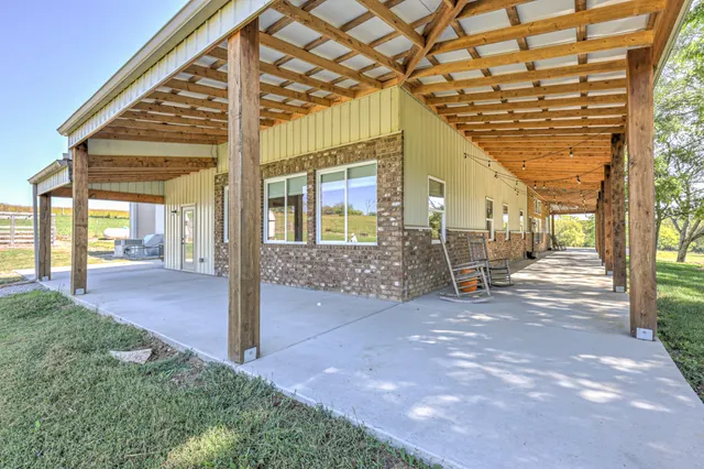 $1,375,000 | 5542 Southeast Tater Peeler Road, Lebanon, TN 37090