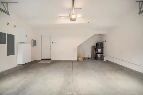 a view of empty room with windows