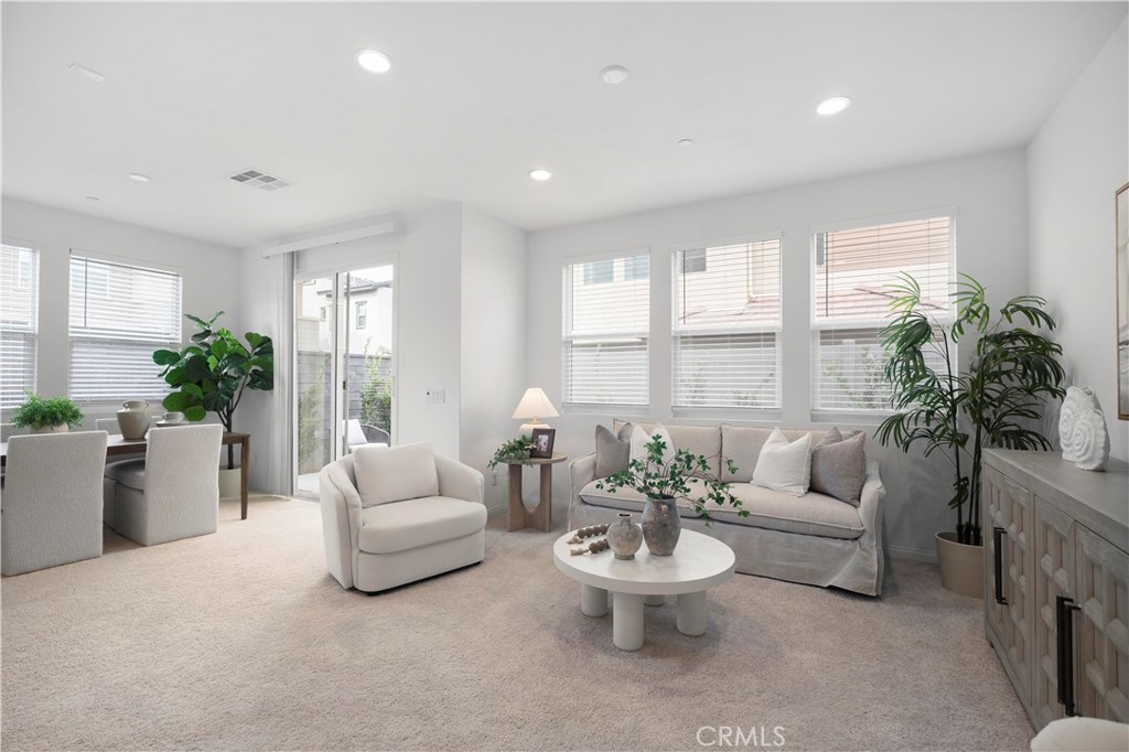 850 Cornelia Way Rancho Mission Viejo, CA 92694 - Photo 7 of 37