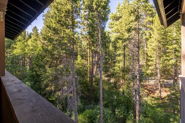 $2,575,000 | 2366 Highlands Drive, South Lake Tahoe, CA 96150
