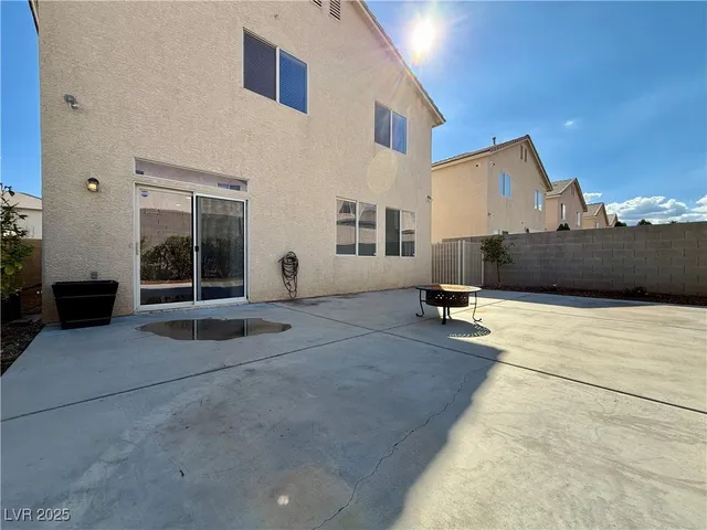 $1,950 | 8140 West Festuca Way, Las Vegas, NV 89113