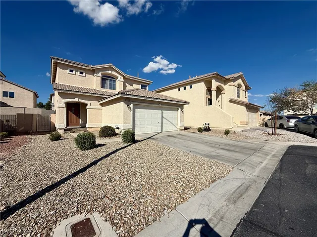 $1,950 | 8140 West Festuca Way, Las Vegas, NV 89113
