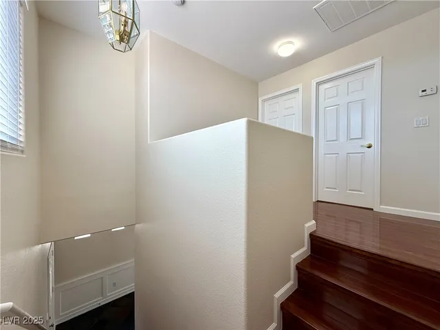 $1,950 | 8140 West Festuca Way, Las Vegas, NV 89113