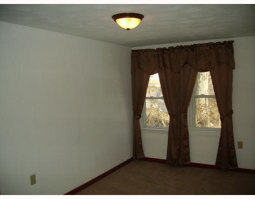30 Hemphill Road Tarentum, PA 15084 - Photo 9 of 15 Other. middle bedroom