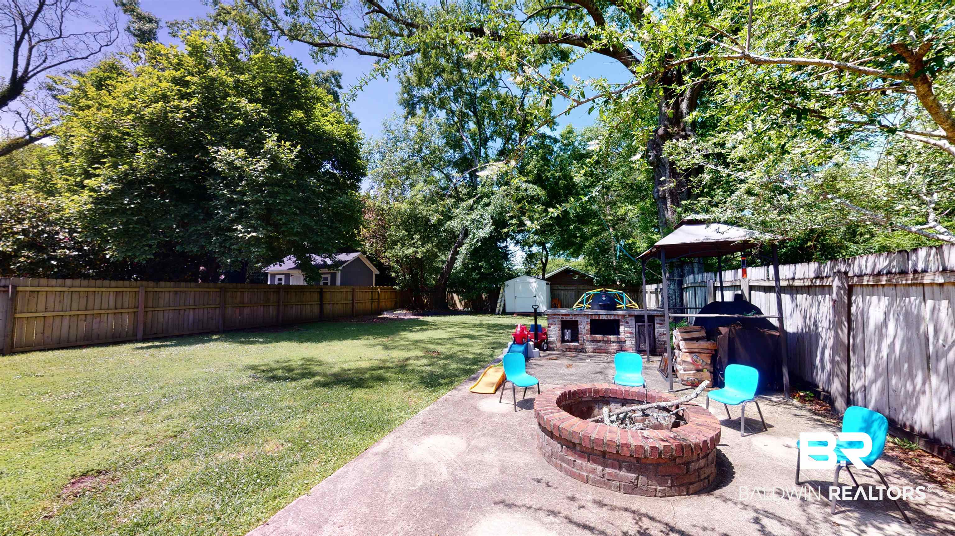 213 Grand Boulevard Mobile, AL 36607 - Photo 17 of 21