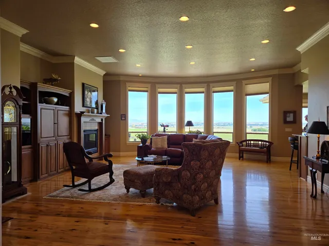 $825,000 | 654 King Avenue, Ontario, OR 97914