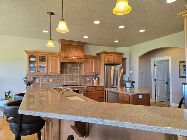 $825,000 | 654 King Avenue, Ontario, OR 97914