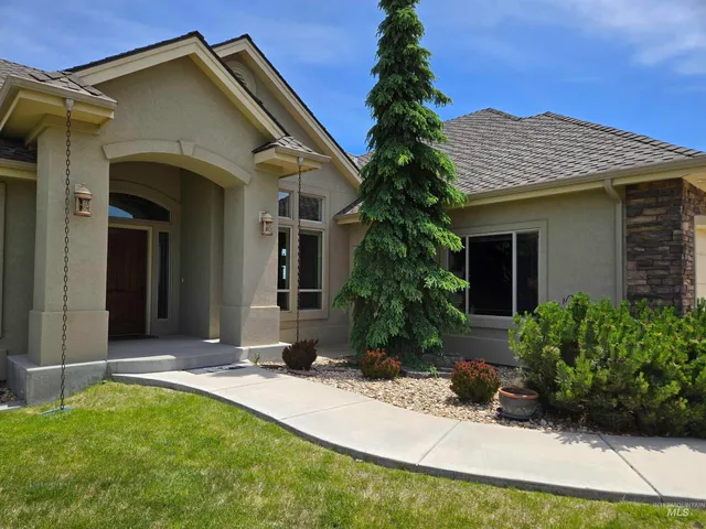 $825,000 | 654 King Avenue, Ontario, OR 97914