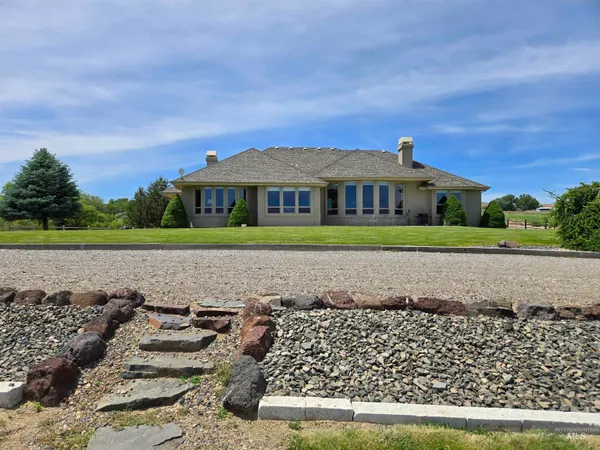 $825,000 | 654 King Avenue, Ontario, OR 97914