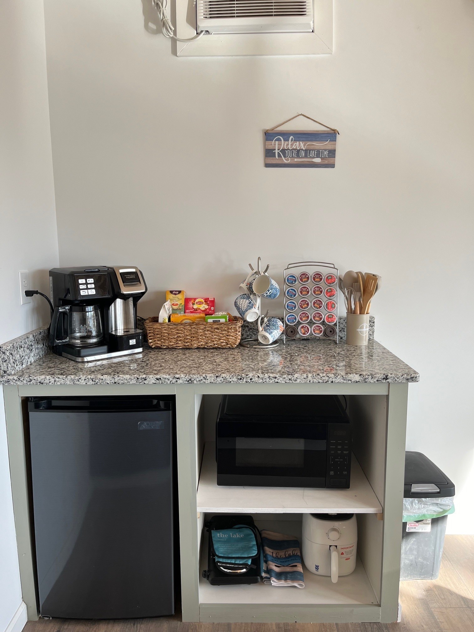 1490 Ford Road Baxter, TN 38544 - Photo 14 of 24 a kitchen with a sink and cabinets