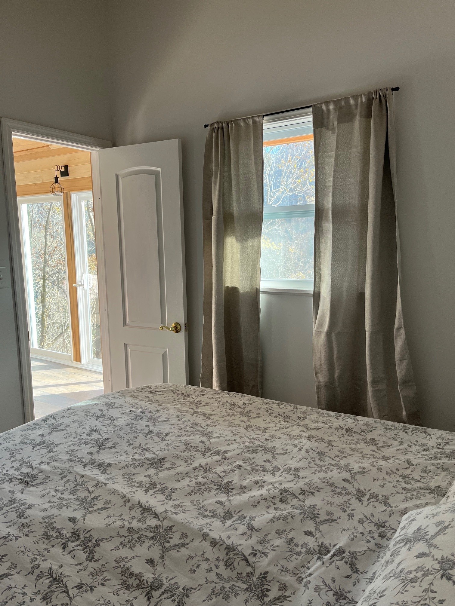 1490 Ford Road Baxter, TN 38544 - Photo 17 of 24 a view of a room with a bedroom