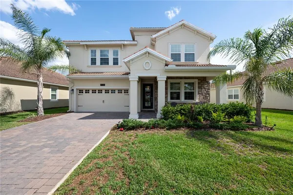 $565,000 | 8926 Fallen Oak Drive, Davenport, FL 33896