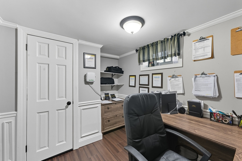 53 Druids Lane West Springfield, MA 01089 - Photo 42 of 42 a living room with furniture