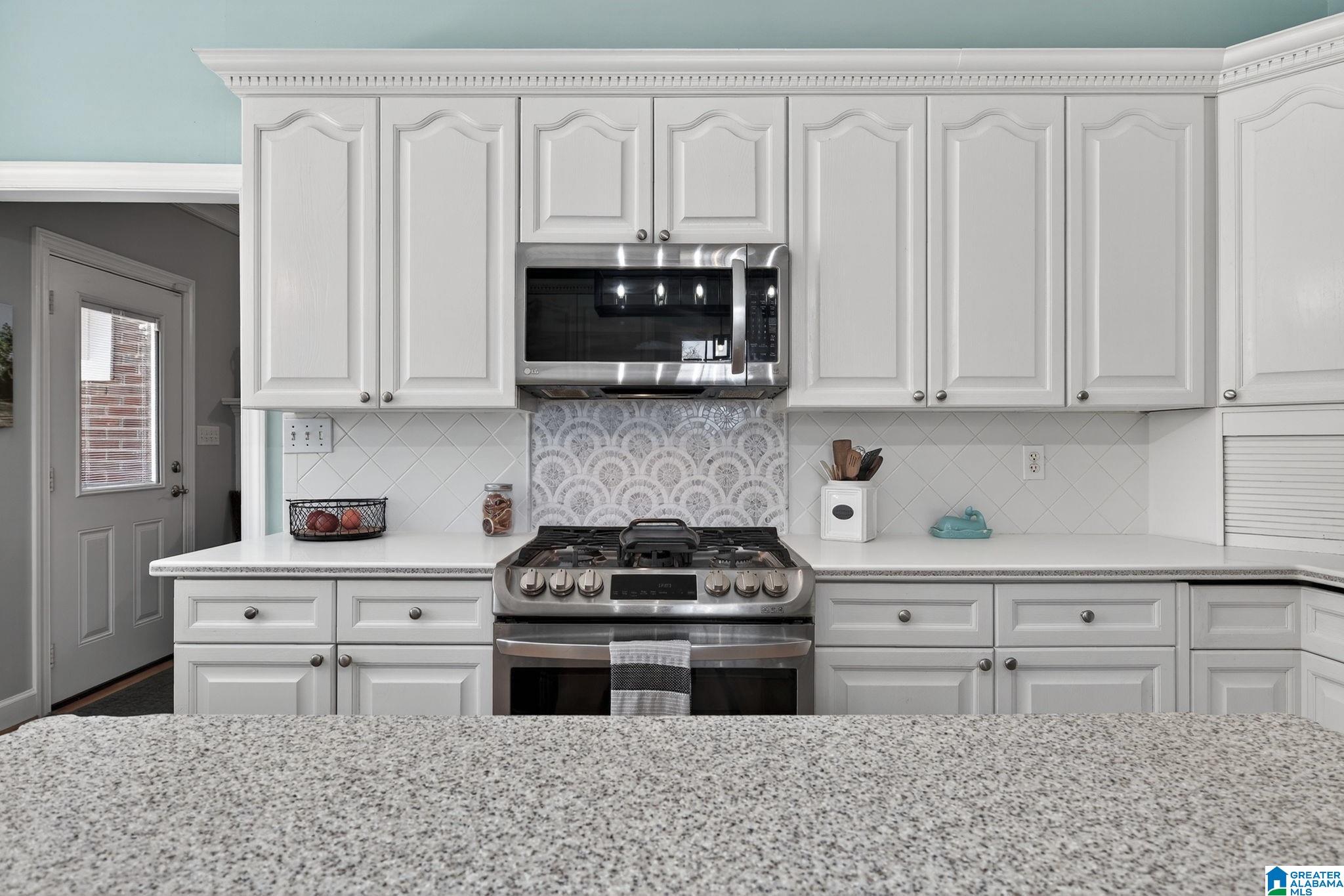 124 Kingsley Road Alabaster, AL 35007 - Photo 10 of 63 Gallery Image 10