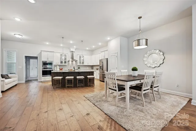 $699,000 | 10022 Wayfair Meadow Court, Charlotte, NC 28277