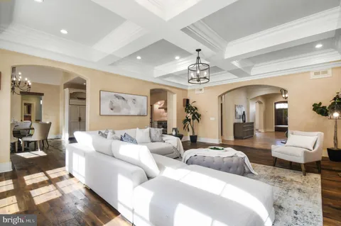 $4,450,000 | 5420 Moorland Lane, Bethesda, MD 20814