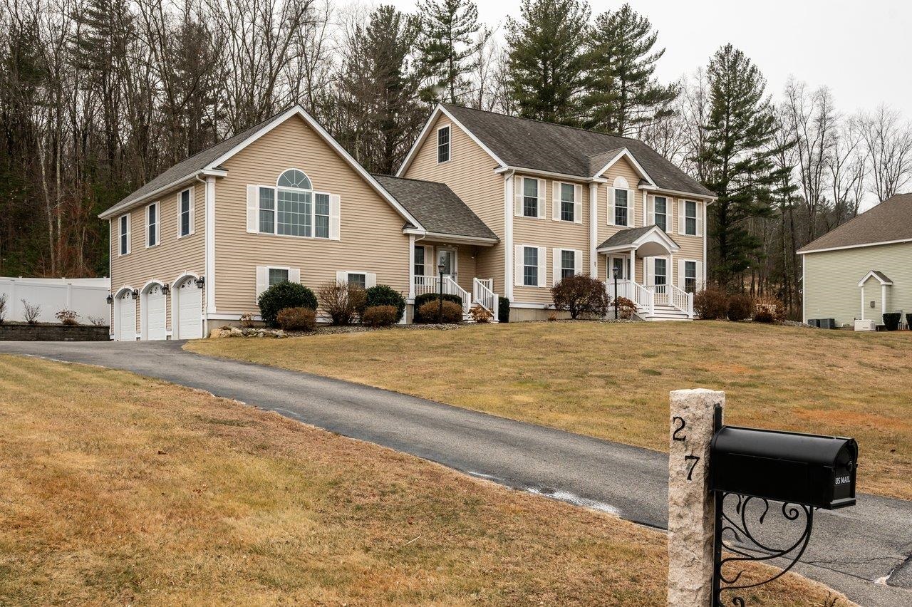 27 Silver Brook Road Salem, NH 03079 - Photo 1 of 40 Gallery Image 1