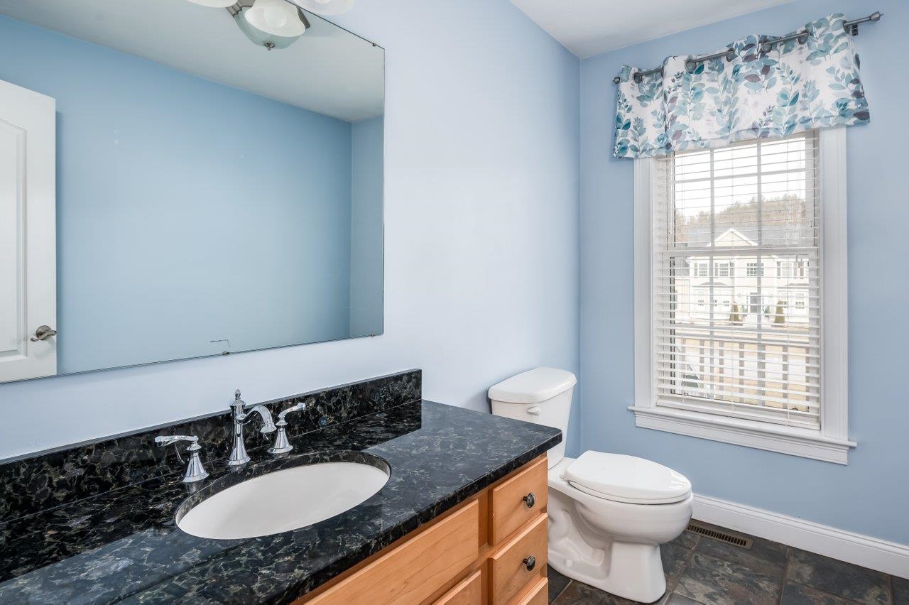 27 Silver Brook Road Salem, NH 03079 - Photo 16 of 40 Gallery Image 16
