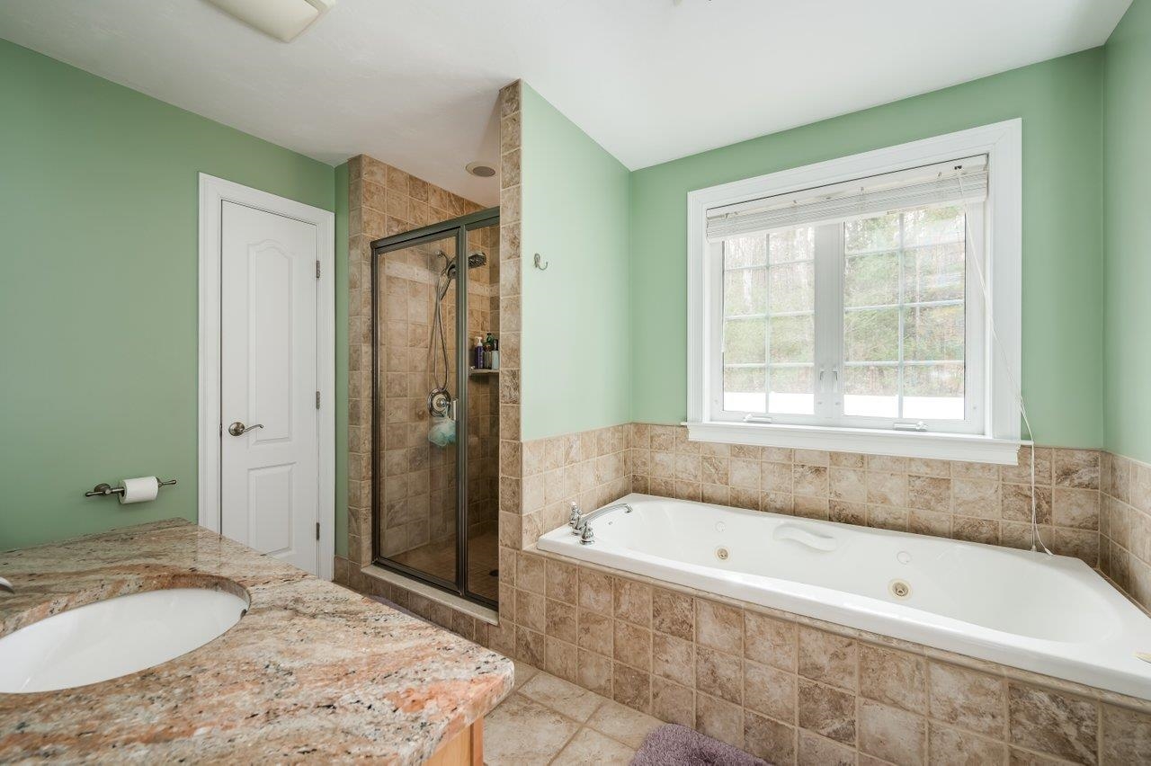 27 Silver Brook Road Salem, NH 03079 - Photo 23 of 40 Gallery Image 23