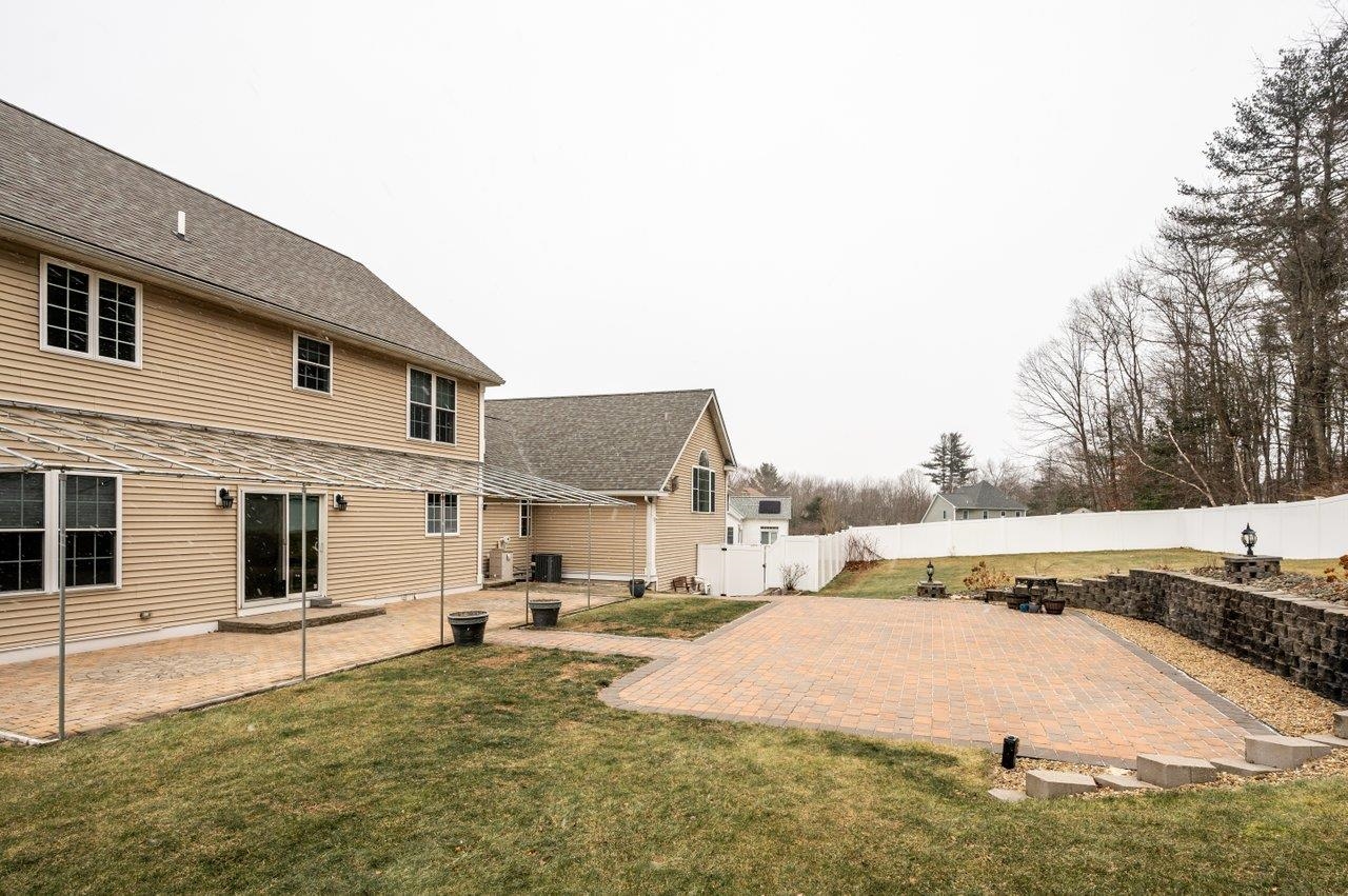 27 Silver Brook Road Salem, NH 03079 - Photo 36 of 40 Gallery Image 36