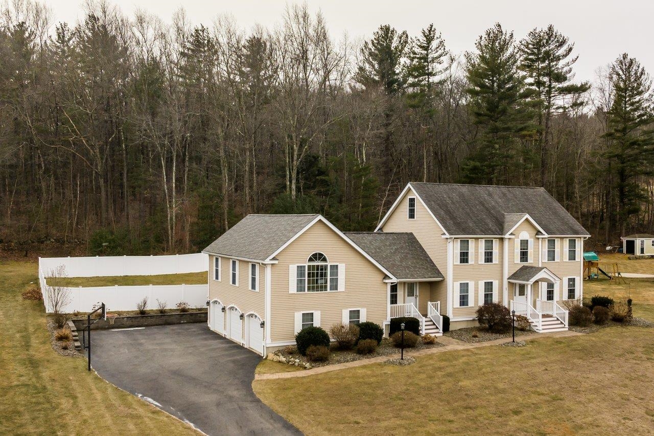 27 Silver Brook Road Salem, NH 03079 - Photo 39 of 40 Gallery Image 39