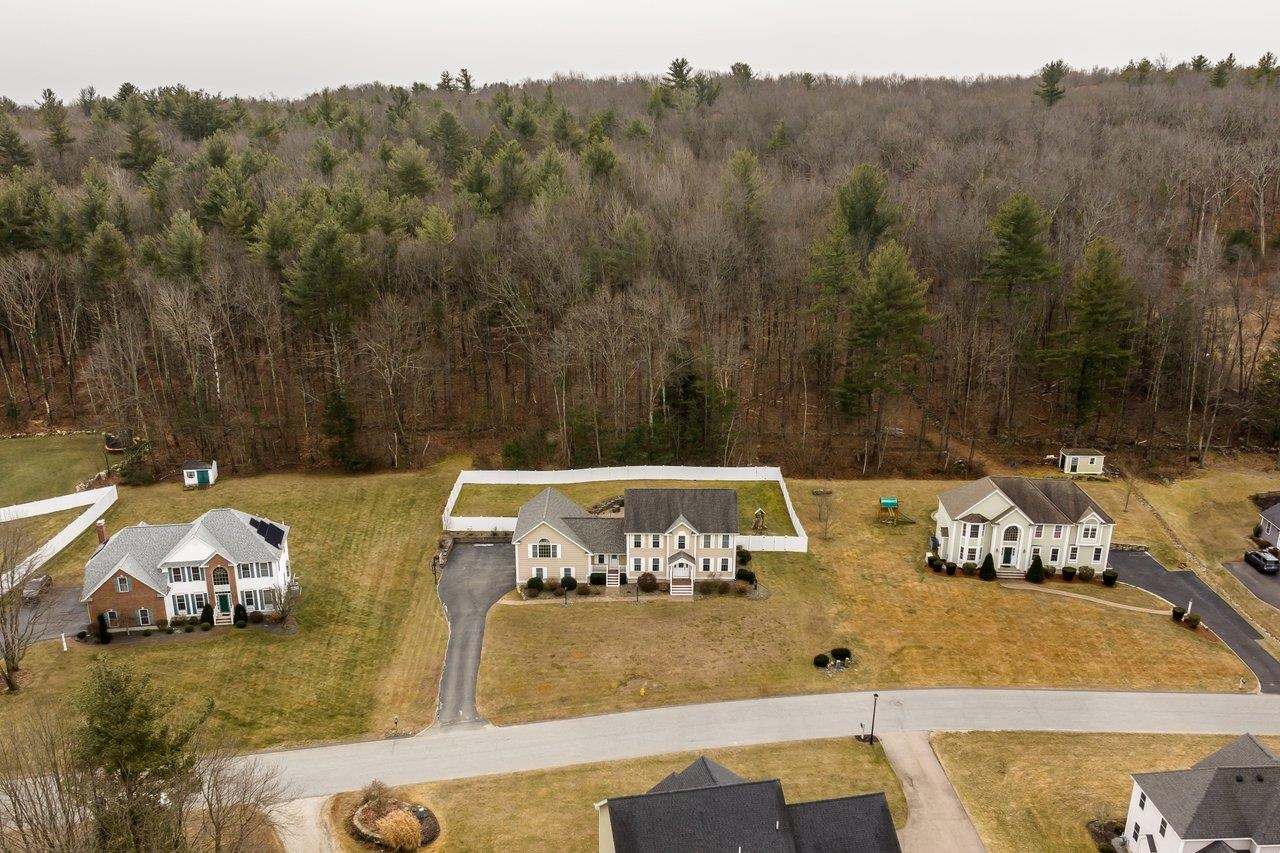 27 Silver Brook Road Salem, NH 03079 - Photo 40 of 40 Gallery Image 40