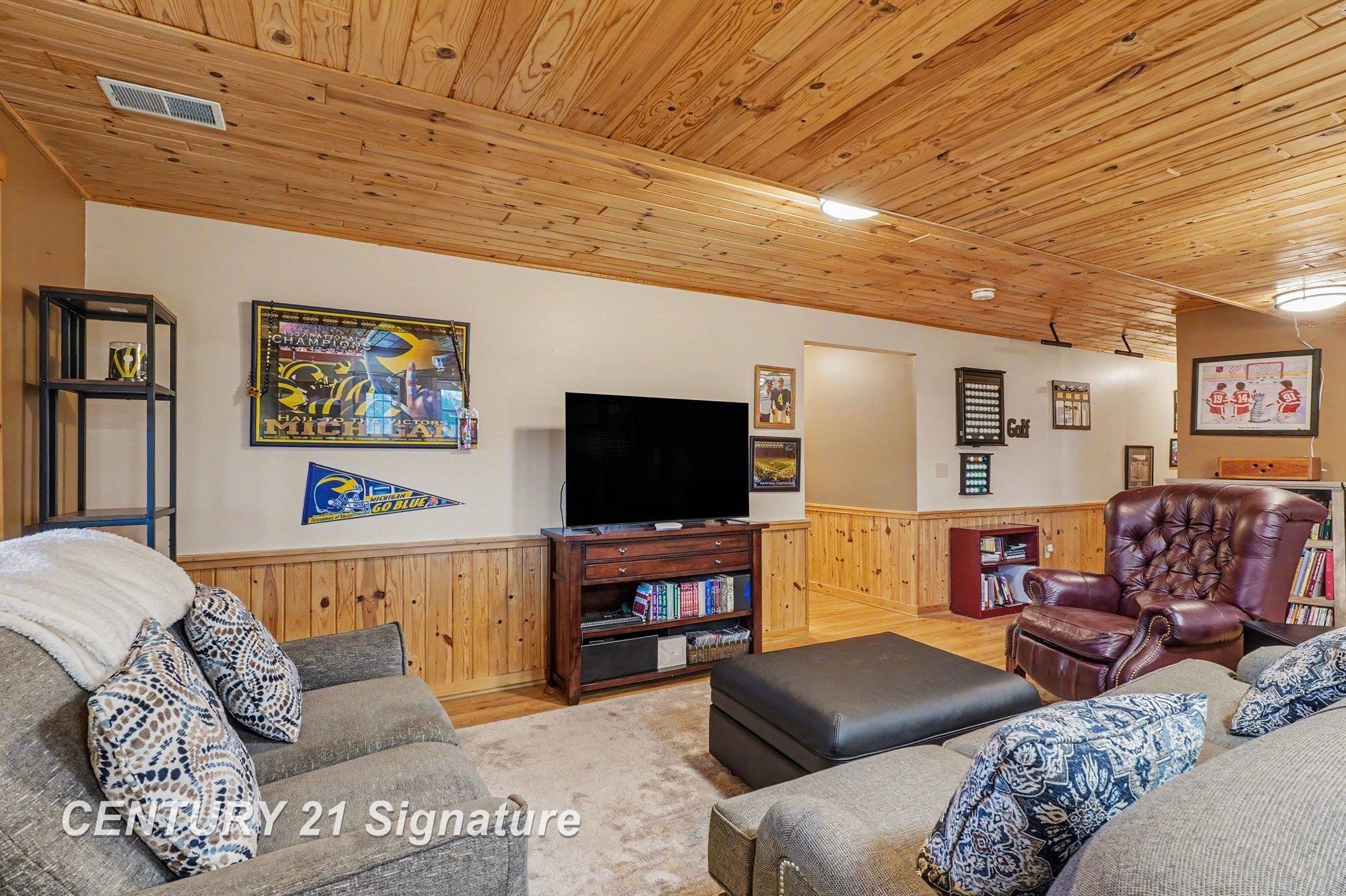 3826 Buzzell Road Gladwin, MI 48624 - Photo 21 of 33