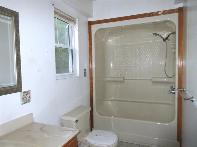 $72,000 | 960 Pike Run Drive, Coal Center, PA 15423