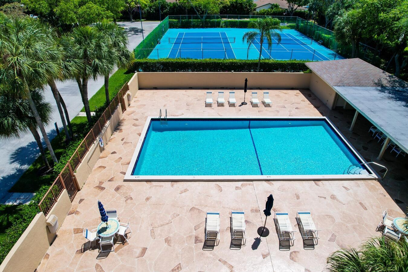 3939 Northeast 5th Avenue, Unit D201 Boca Raton, FL 33431 - Photo 31 of 33 ameneties