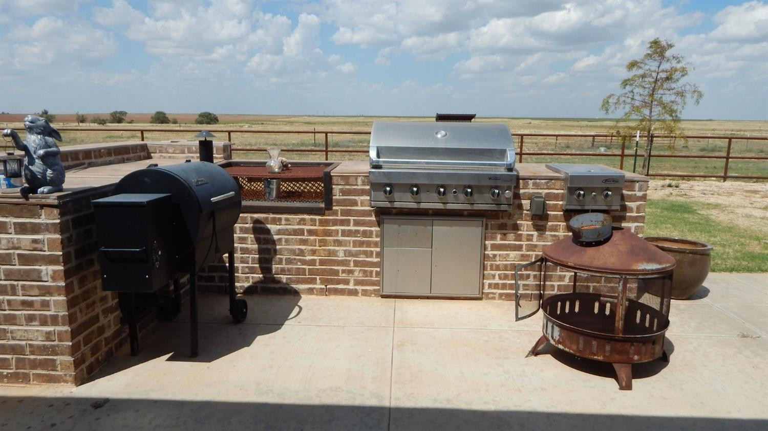 6455 Hawaii Road Anton, TX 79313 - Photo 45 of 46 Outdoor Kitchen