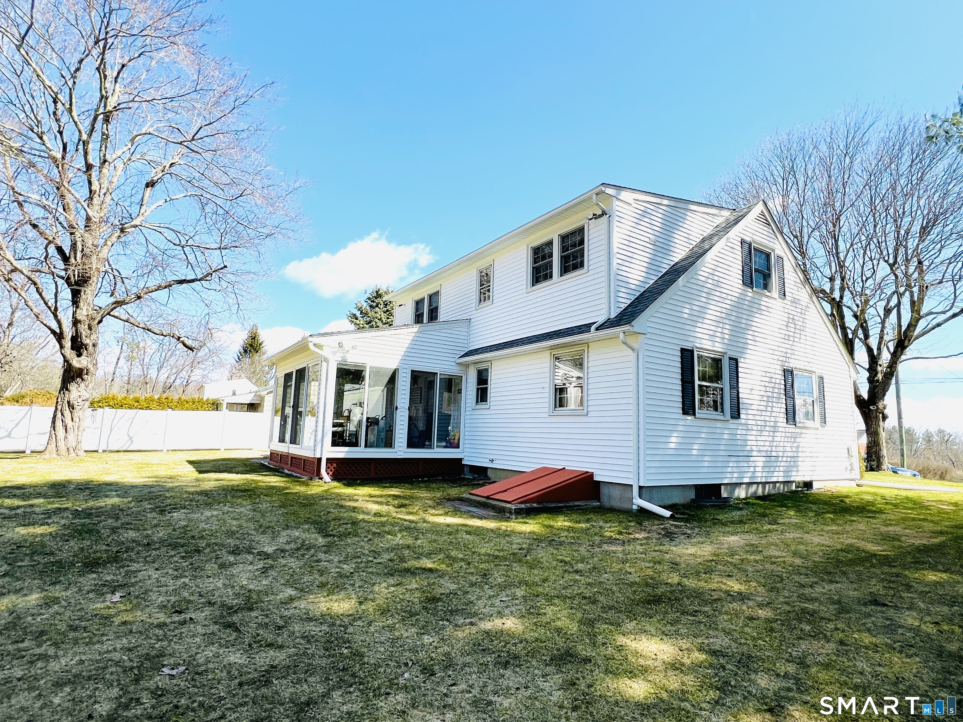 140 Homestead Road Torrington, CT 06790 - Photo 2 of 5