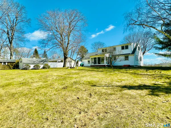 $379,900 | 140 Homestead Road, Torrington, CT 06790